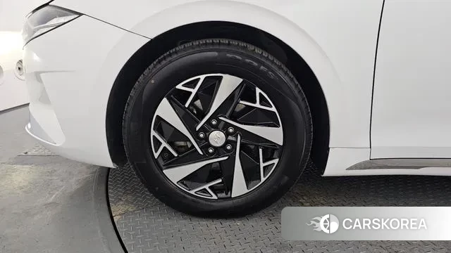 Hyundai The New Grandeur IG Hybrid id 3529568 из Кореи 15