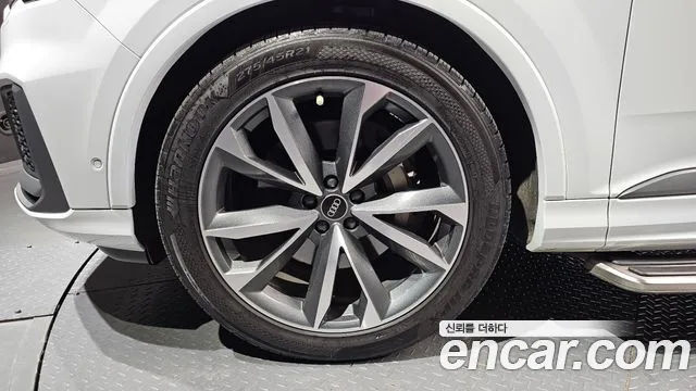 Audi Q7 (4M) id 2751761 из Кореи 15