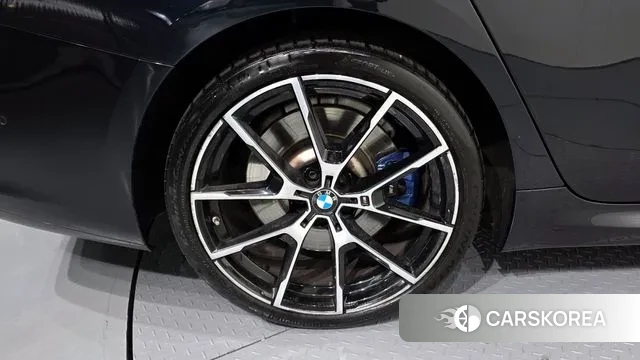 BMW 8 Series (G15) id 3741369 из Кореи 15