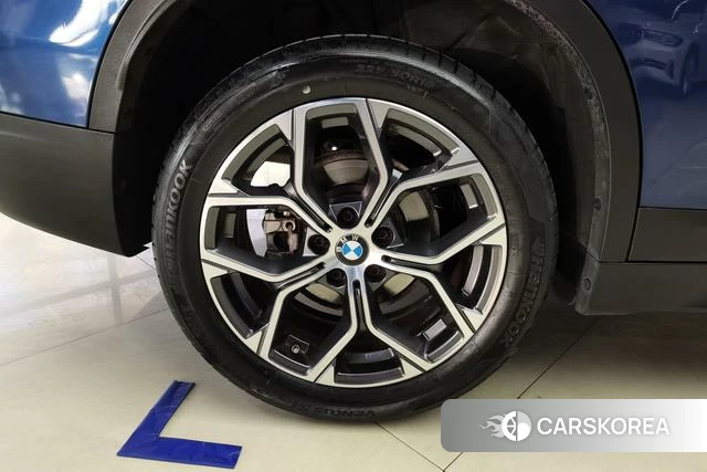 BMW X1 id 4207337 из Китая 12