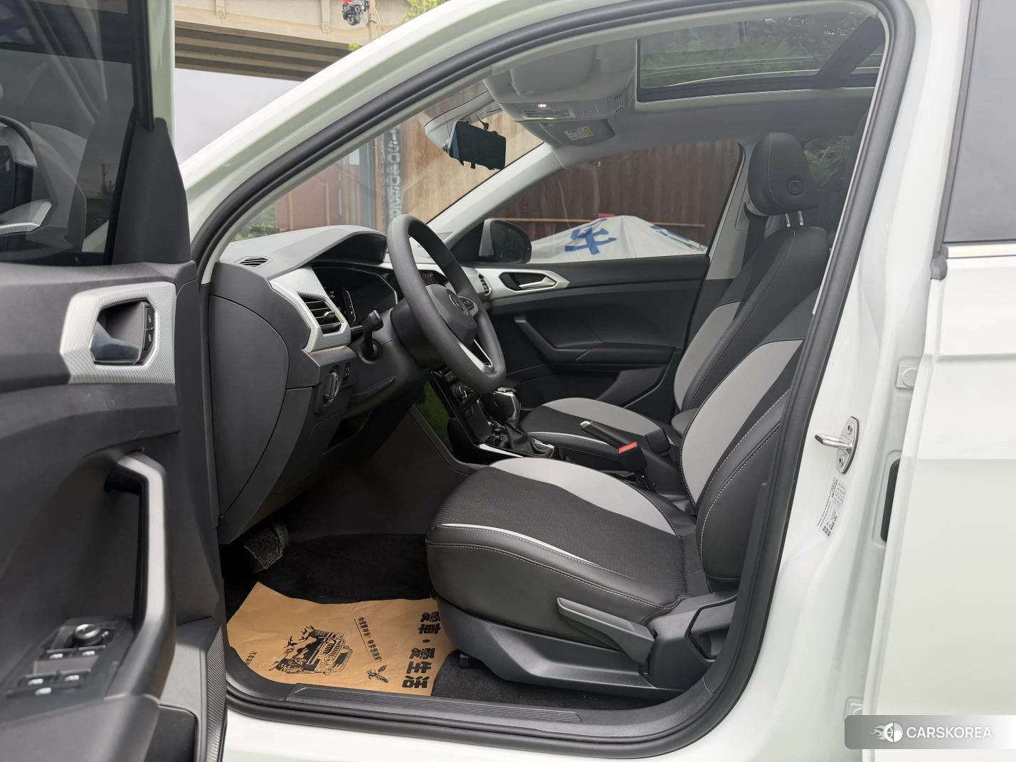 Volkswagen Exploring the shadow id 4405958 из Китая 9
