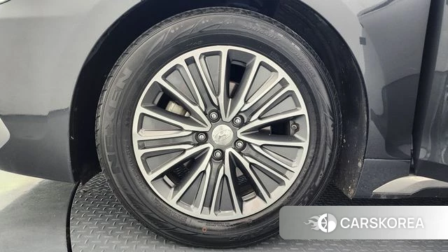 Hyundai Grandeur IG Hybrid id 3886378 из Кореи 15