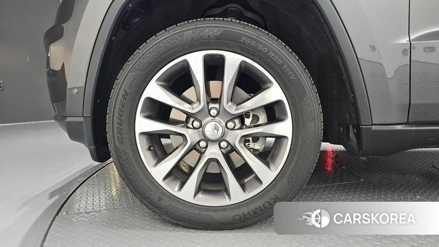 Jeep Grand Cherokee id 4765397 из Кореи 29