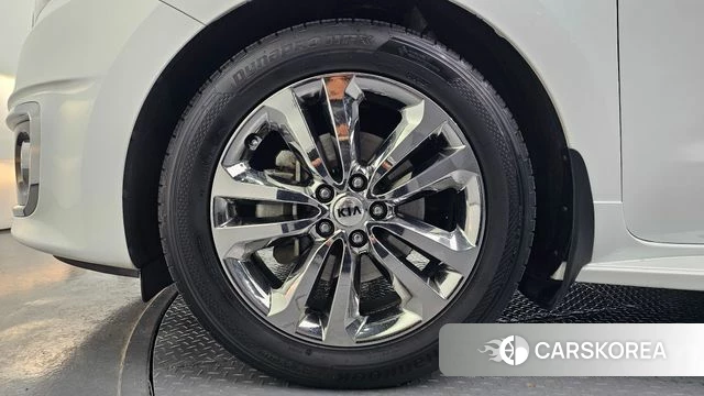 Kia All New Carnival id 3861811 из Кореи 15