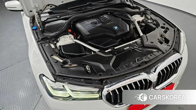 BMW 5 Series (G30) id 4267271 из Кореи 31