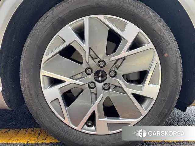 Genesis GV60 id 3467344 из Кореи 14