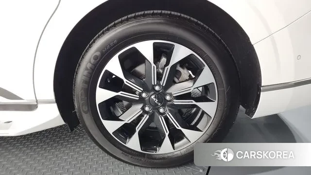 Kia Carnival 4th generation id 3300292 из Кореи 15