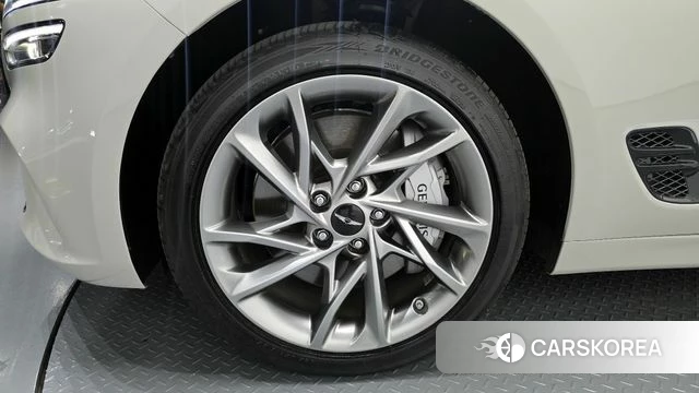 Genesis The New G70 id 4329554 из Кореи 27