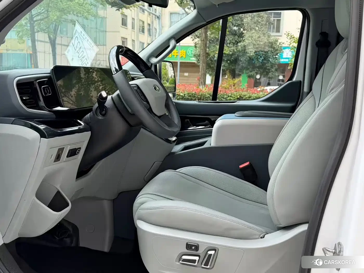 Ford Tourneo 2024 Белый из Китая, фото 5