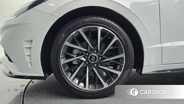 Hyundai Sonata (DN8) id 3539549 из Кореи 15