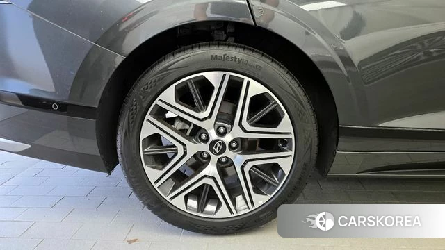 Hyundai Grandeur (GN7) id 4388007 из Кореи 15
