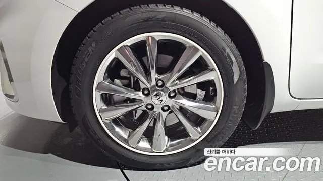 Kia The New Carnival id 2393746 из Кореи 15