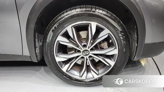 Infiniti QX30 id 3459680 из Кореи 15