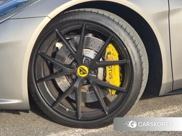 Lotus Emira id 3605686 из Кореи 15