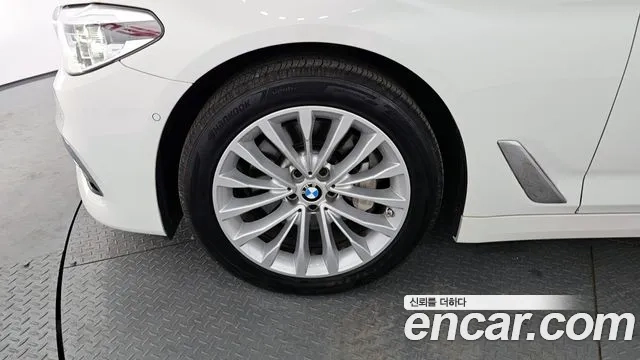 BMW 5 Series (G30) id 2945883 из Кореи 15