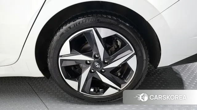 Hyundai Avante Hybrid (CN7) id 3444217 из Кореи 15