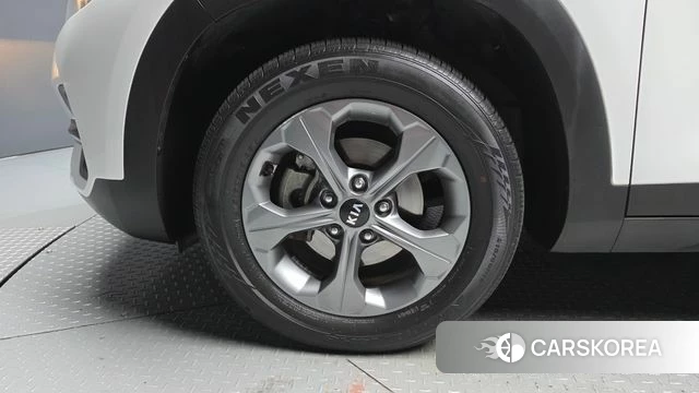 Kia Seltos id 4930126 из Кореи 15