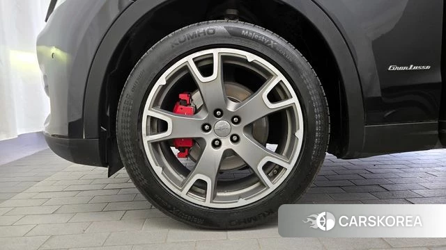 Maserati Levante id 3878986 из Кореи 15