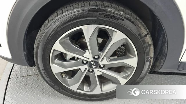 Kia Stonic id 4188679 из Кореи 30