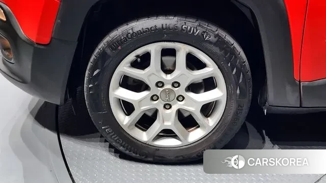 Jeep Renegade id 3789575 из Кореи 15