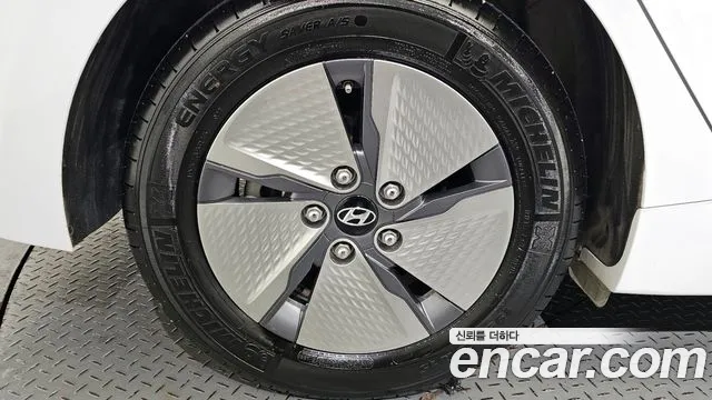 Hyundai The New Ionic Hybrid id 2759247 из Кореи 15