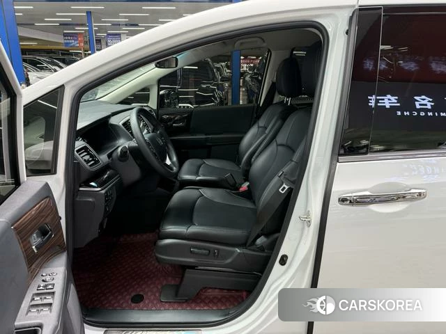 Honda Odyssey id 4261942 из Китая 19