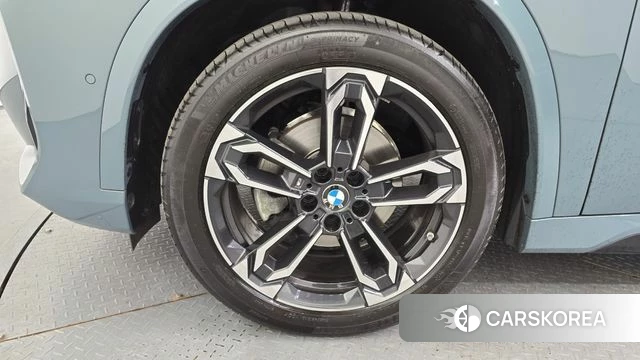 BMW X1 (U11) id 4291876 из Кореи 31