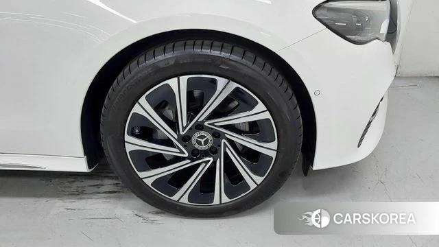 Mercedes-Benz E-Class W214 id 4870532 из Кореи 12