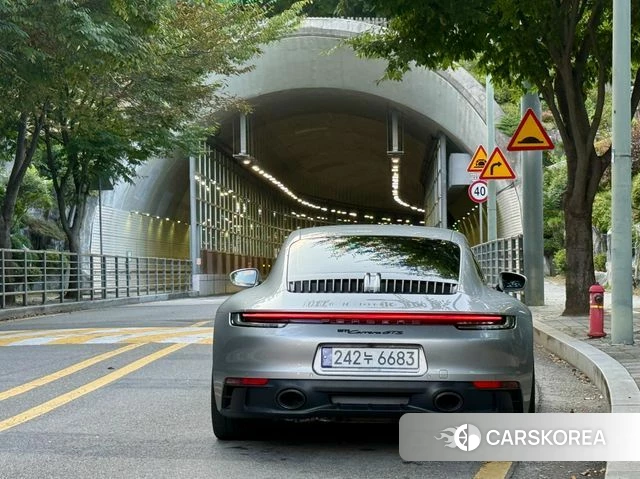 Porsche 911(992) id 4898489 из Кореи 13