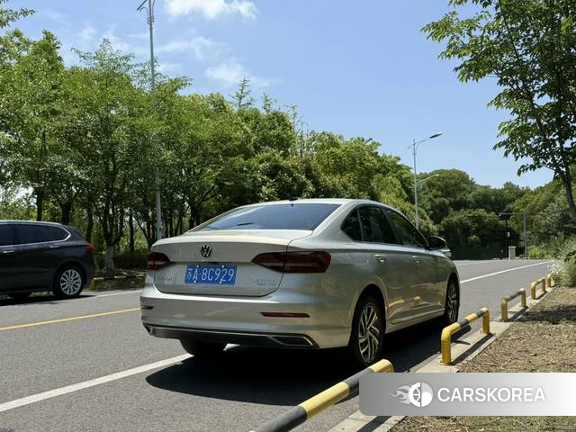 Volkswagen Lavida 2022 Шампань из Китая, фото 5
