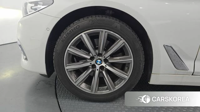 BMW 5 Series (G30) id 4536262 из Кореи 15