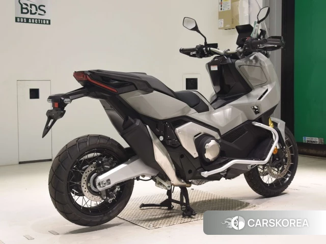 Проданный Honda X-ADV 750 2025 из Японии