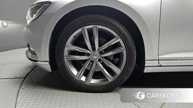 Volkswagen Passat GT (B8) id 3444887 из Кореи 15