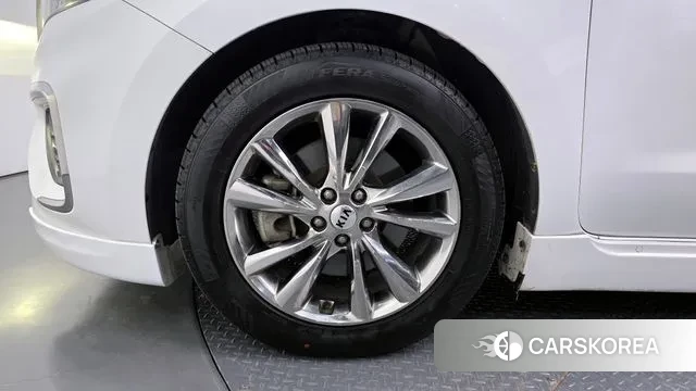 Kia The New Carnival id 3672376 из Кореи 15