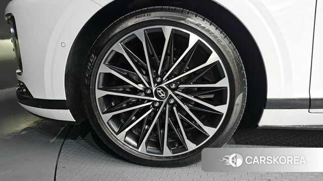 Hyundai Grandeur Hybrid (GN7) id 4302441 из Кореи 15