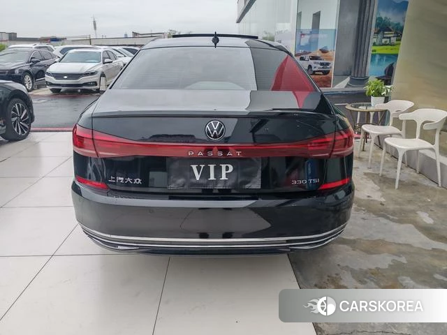Volkswagen Passat id 4260040 из Китая 10