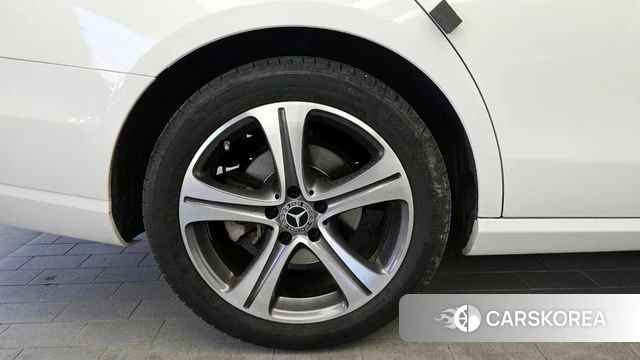 Mercedes-Benz E-Class W213 id 3936278 из Кореи 15
