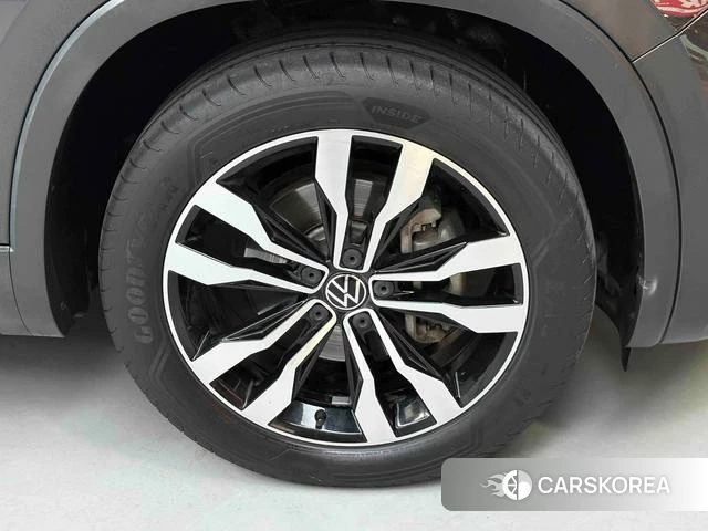 Volkswagen Tanyue id 4392343 из Китая 39