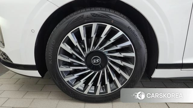 Hyundai Grandeur Hybrid (GN7) id 4590822 из Кореи 15