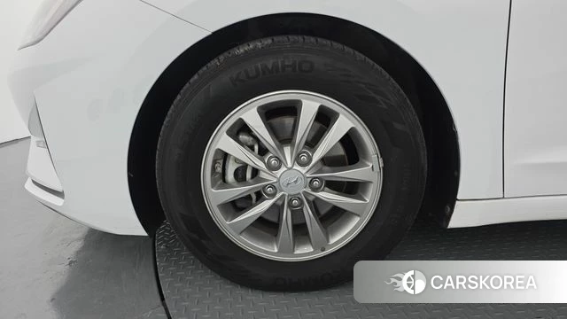 Hyundai The New Avante AD id 4180337 из Кореи 15