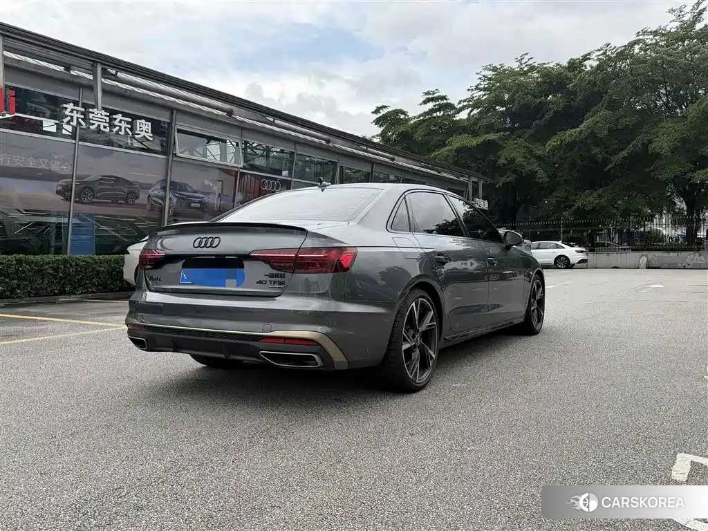 Audi A4L 2025 Silver/gray из Китая, фото 5