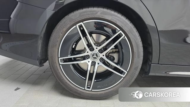 Mercedes-Benz E-Class W214 id 4515781 из Кореи 26