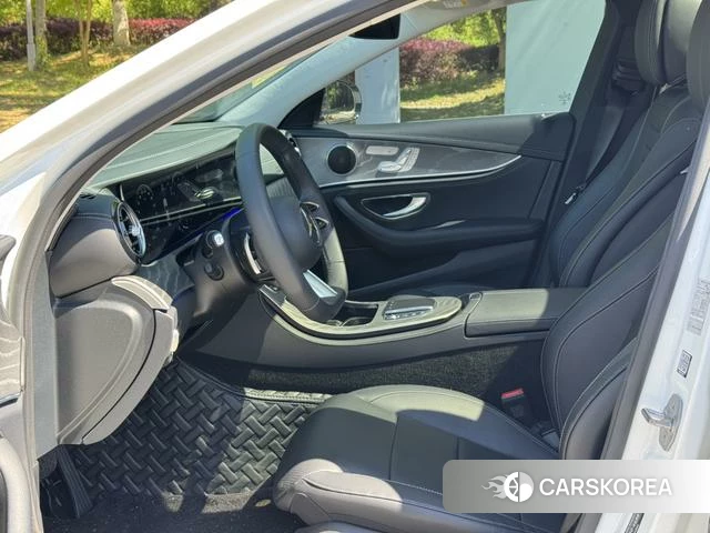 Mercedes-Benz E-class id 4299601 из Китая 16