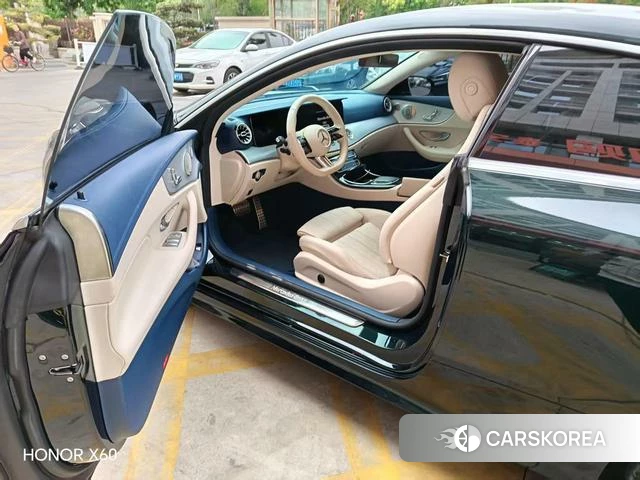 Mercedes-Benz E-class (imported) 2023 Зеленый из Китая, фото 5