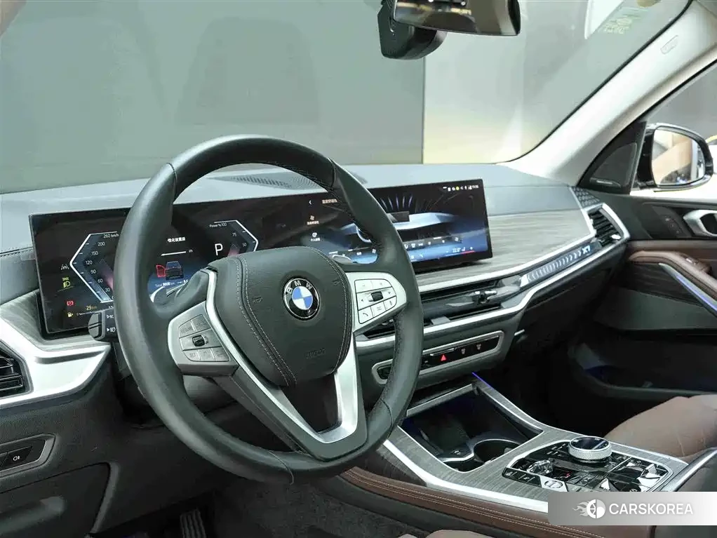 BMW X7 id 4553945 из Китая 18