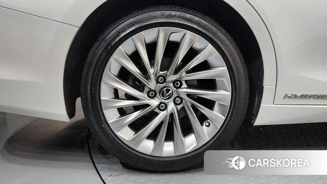 Lexus ES300h 7th generation id 3966357 из Кореи 15