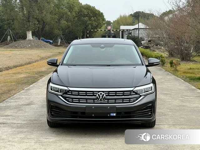 Volkswagen Sagitar 2023 Темно-серый из Китая, фото 5