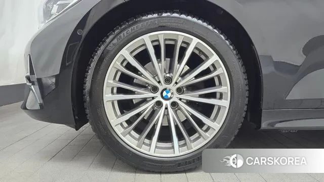 BMW 3 Series (G20) id 3621560 из Кореи 15