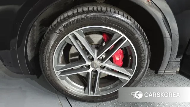 Audi SQ5 (FY) id 3556875 из Кореи 15