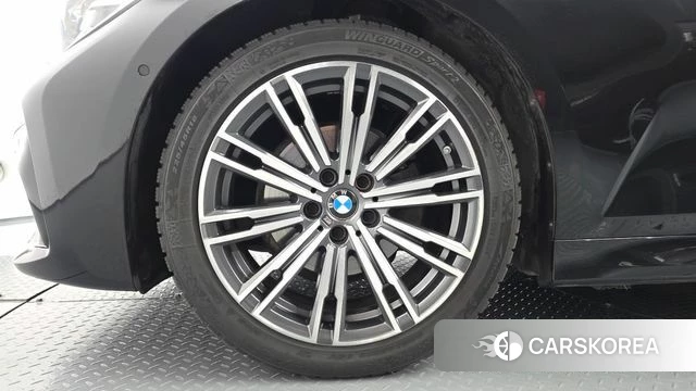 BMW 3 Series (G20) id 4854951 из Кореи 32